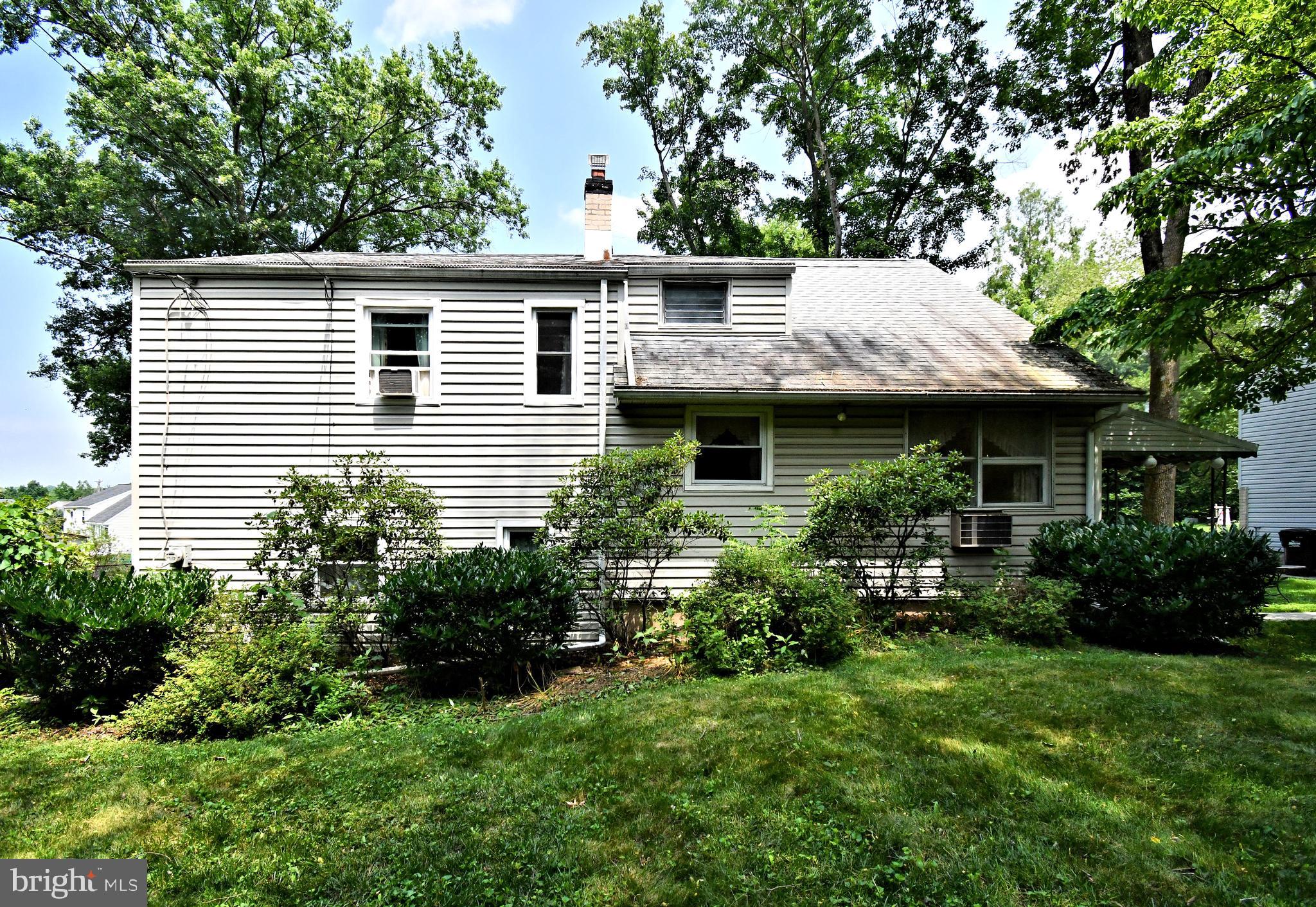 LOWELL HILLS - Residential