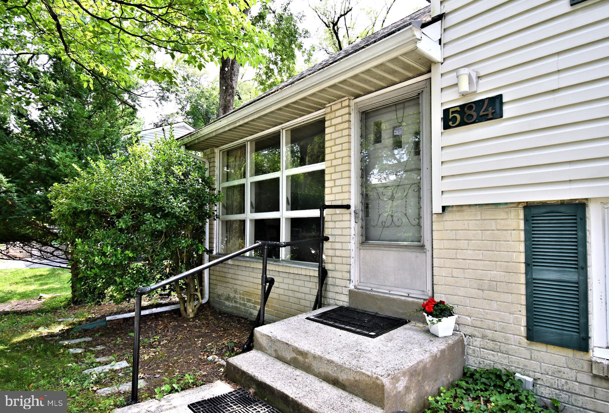 LOWELL HILLS - Residential