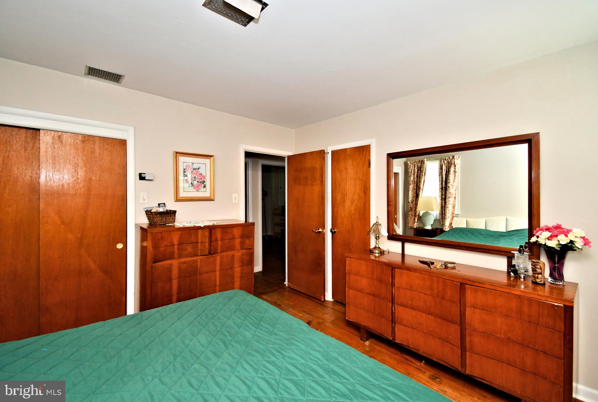 LOWELL HILLS - Residential