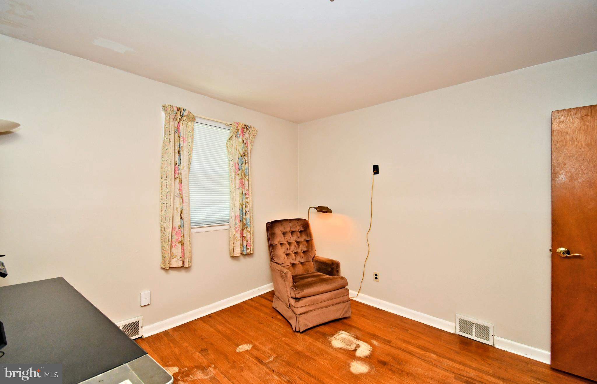 LOWELL HILLS - Residential