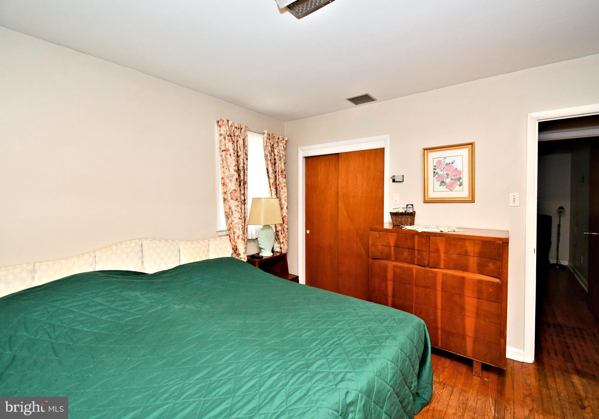 LOWELL HILLS - Residential