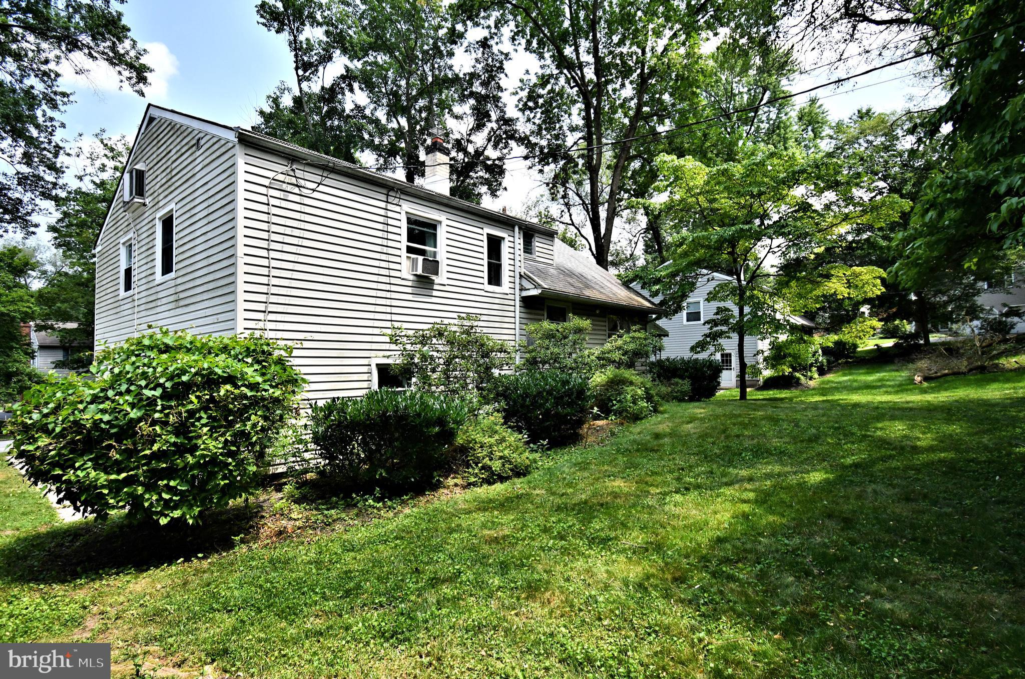 LOWELL HILLS - Residential