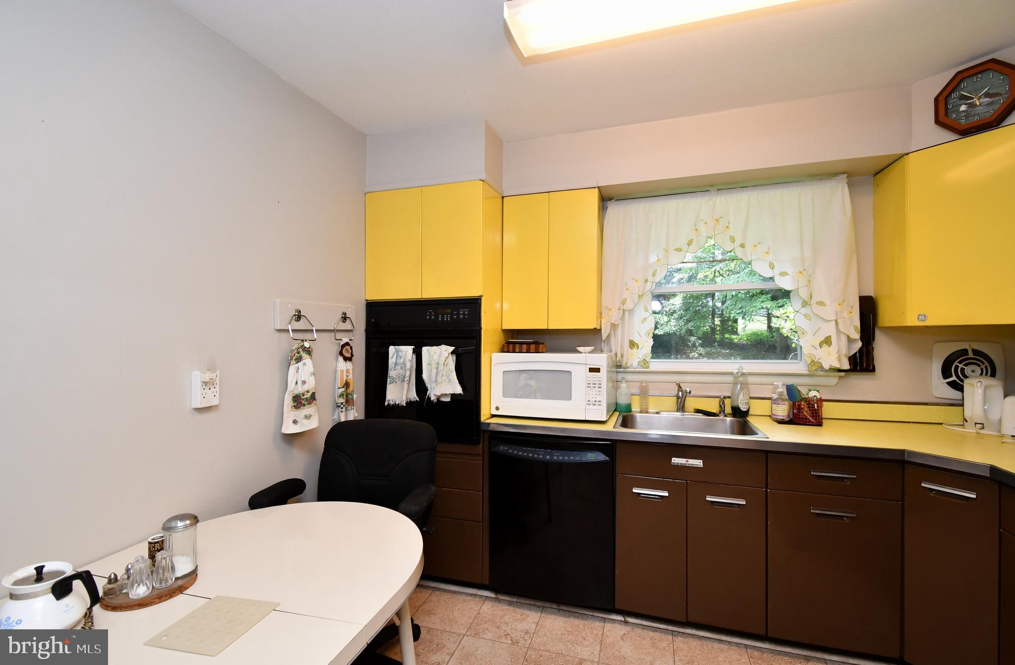 LOWELL HILLS - Residential