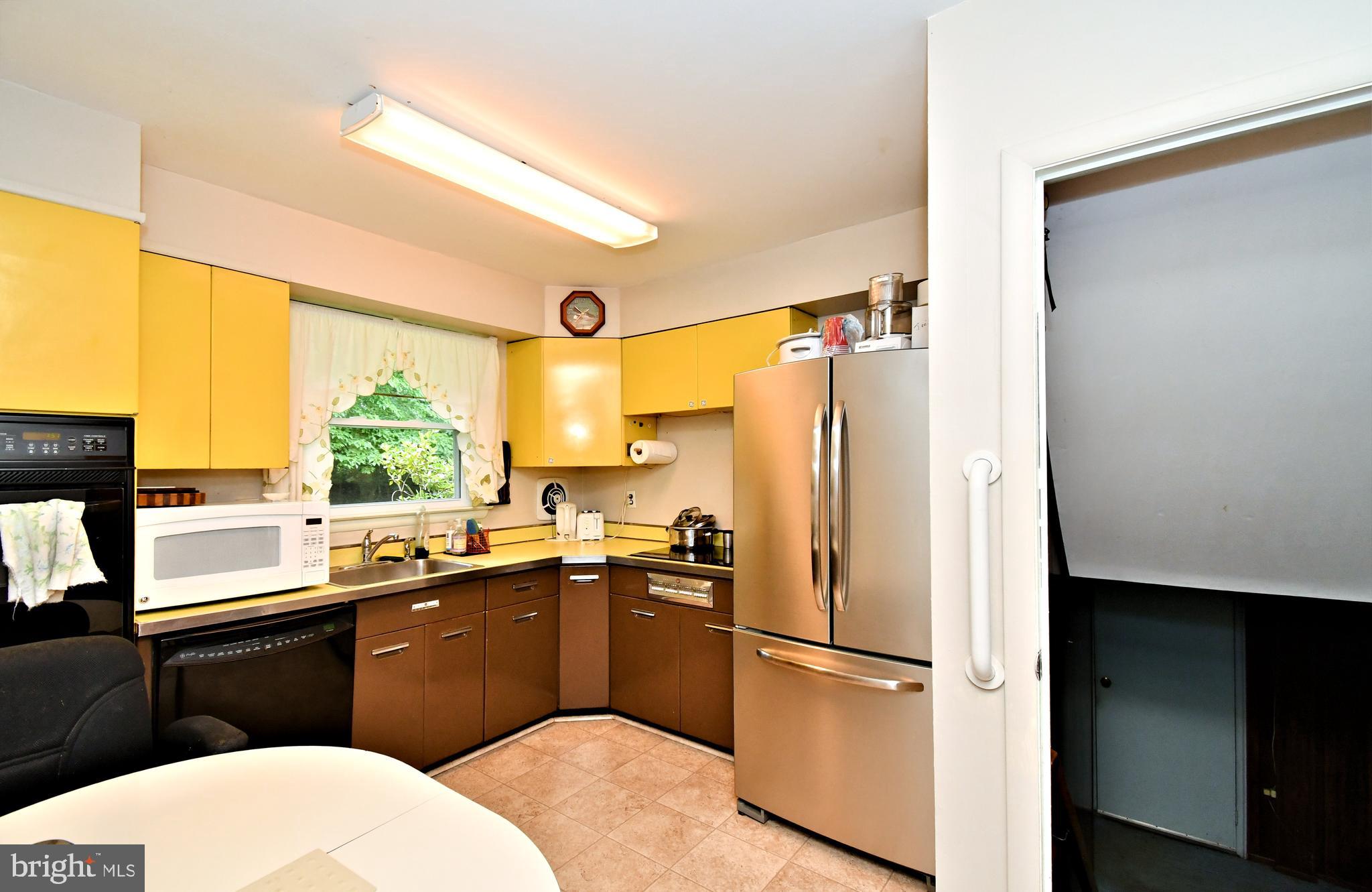 LOWELL HILLS - Residential