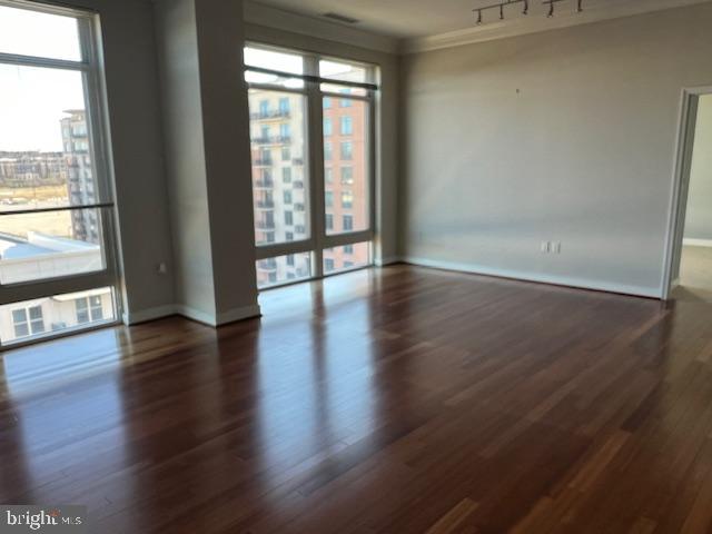 NATIONAL HARBOR - Residential