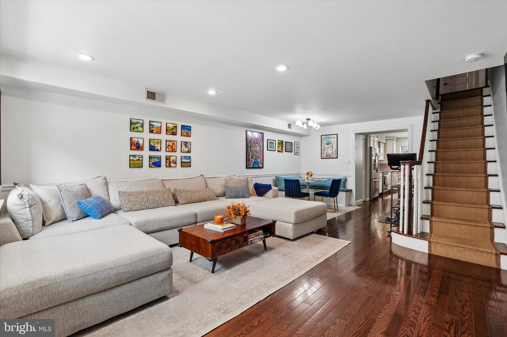 1019 ANNIN STREET