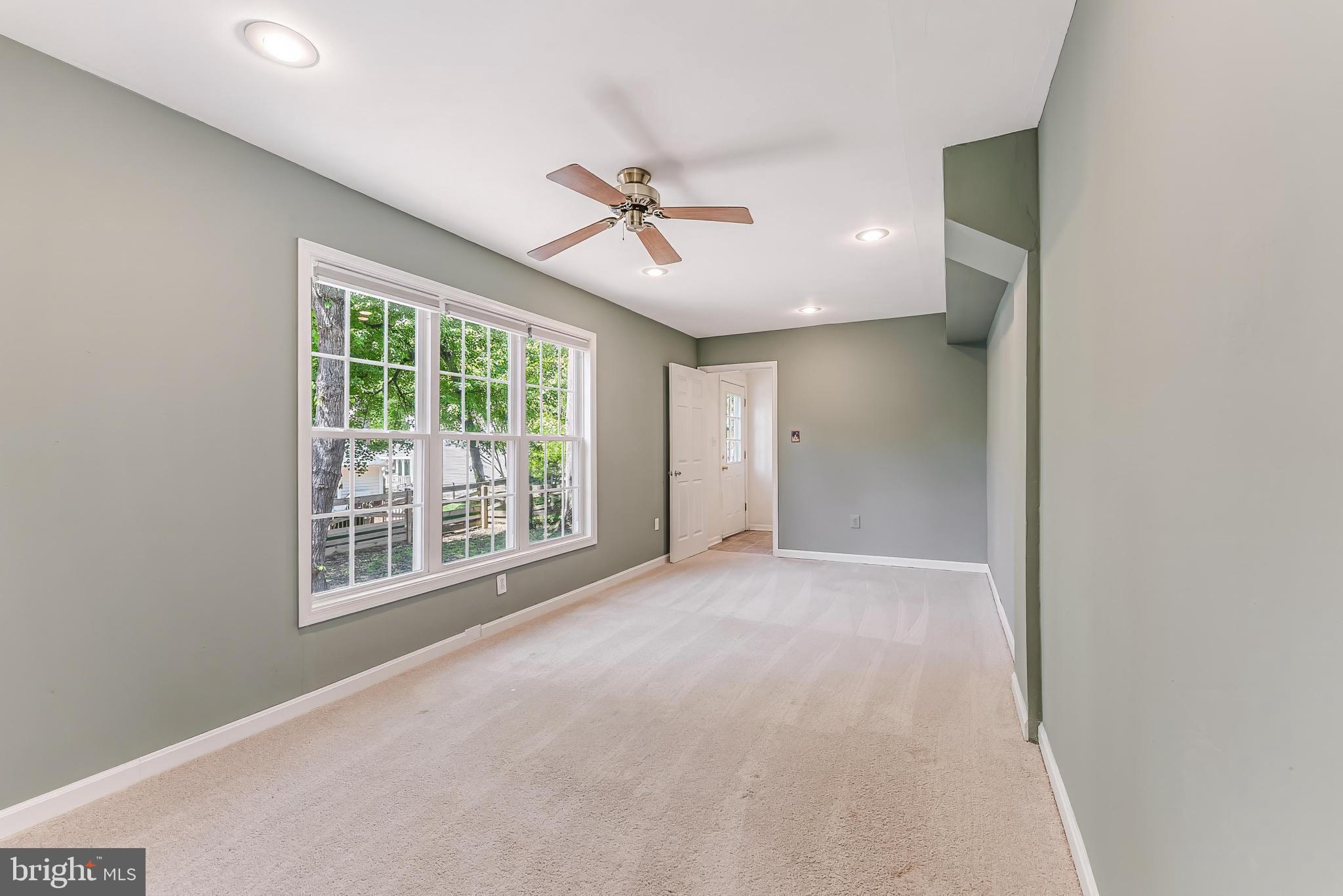 MONTCLAIR ST1 - Residential