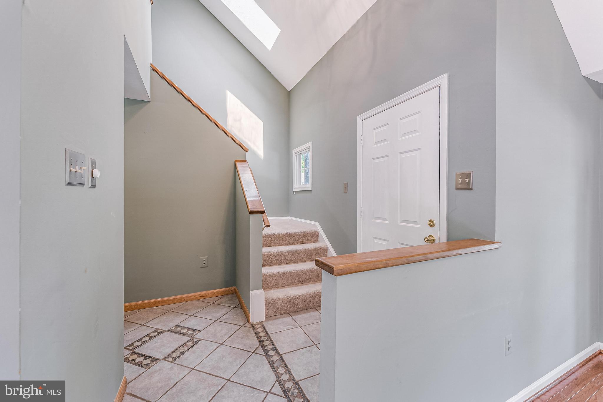 MONTCLAIR ST1 - Residential