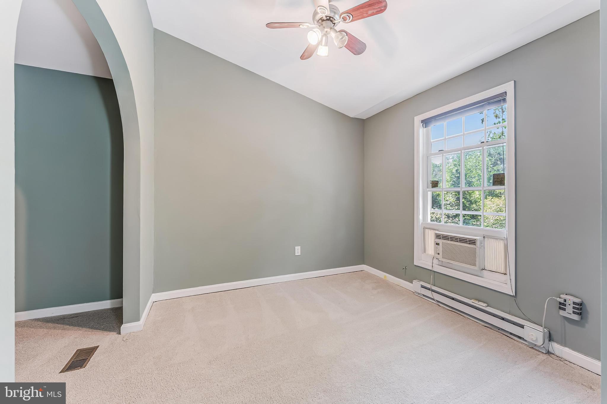 MONTCLAIR ST1 - Residential