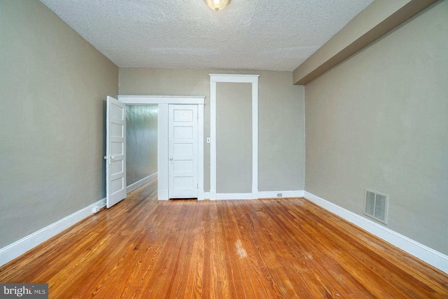 CLIFTON PARK - Residential