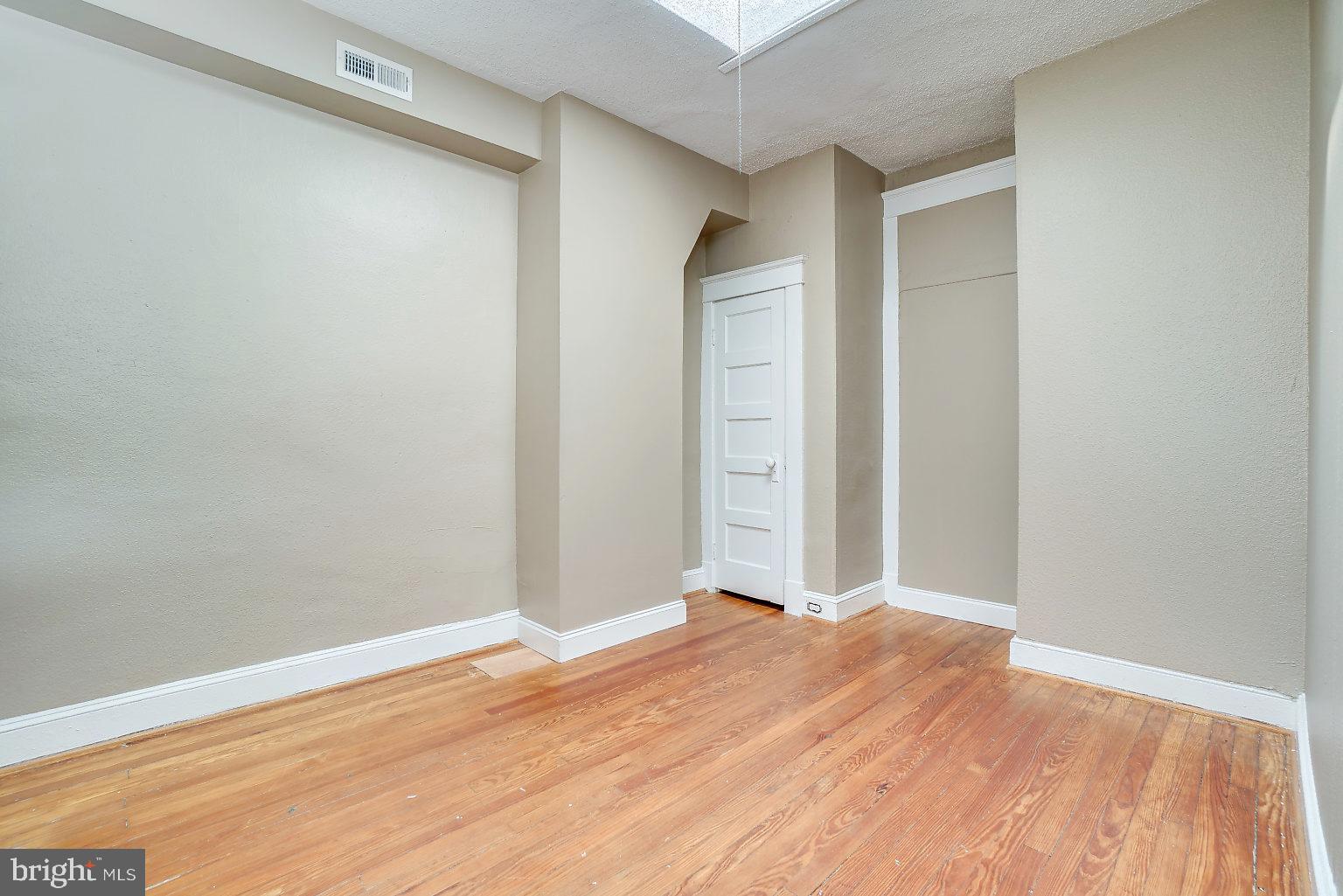 CLIFTON PARK - Residential