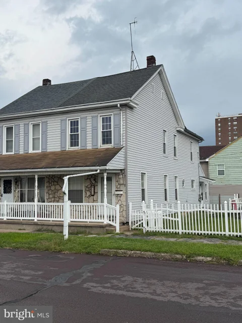 126 Walnut Street, Sunbury, PA 17801 - #: PANU2003680
