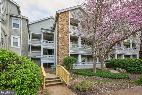 Condo For Sale - 4413 Fair Stone Drive #105<br/> Fairfax County, FAIRFAX, VA 22033