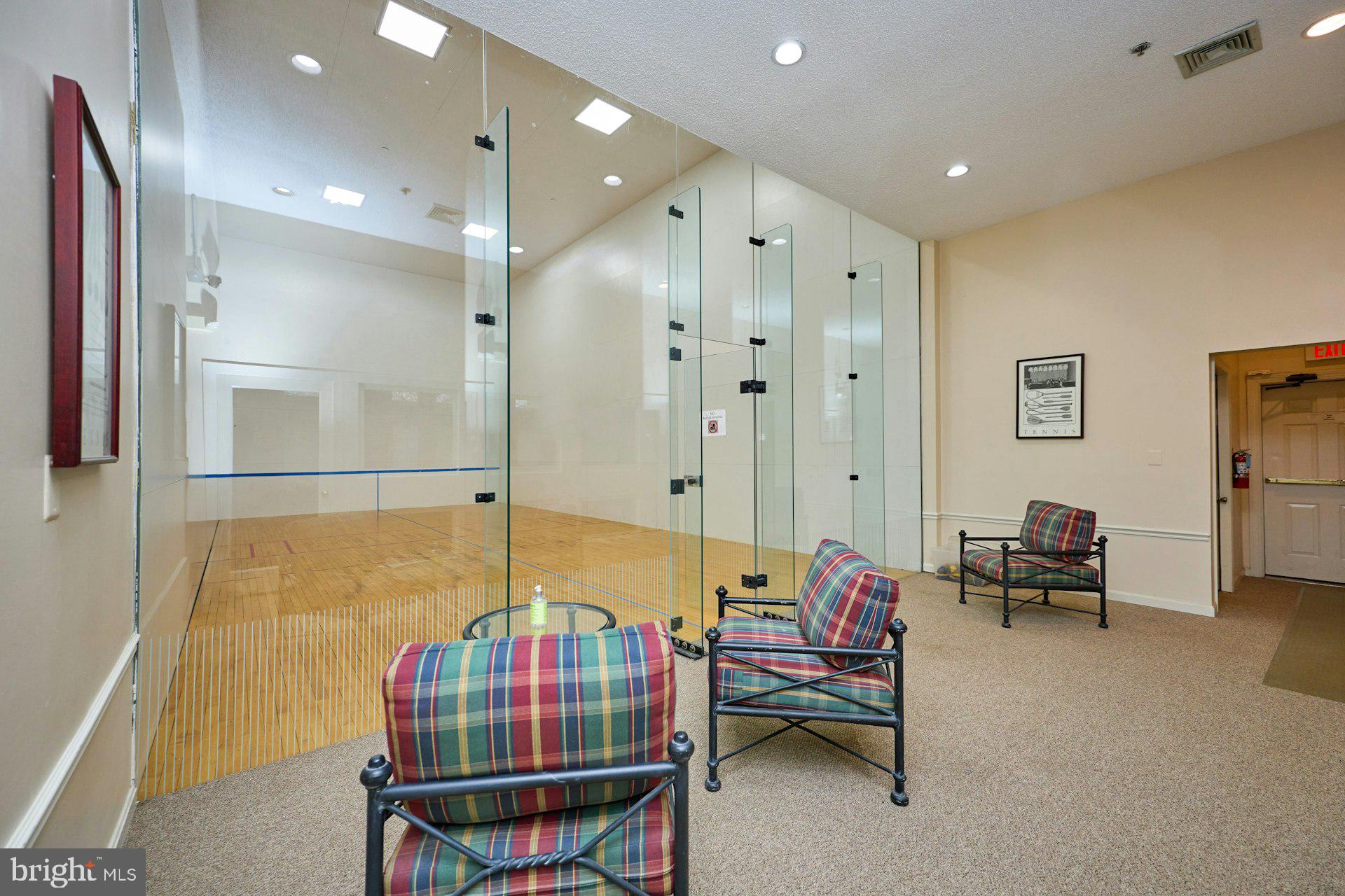 STONECROFT CONDO - Residential