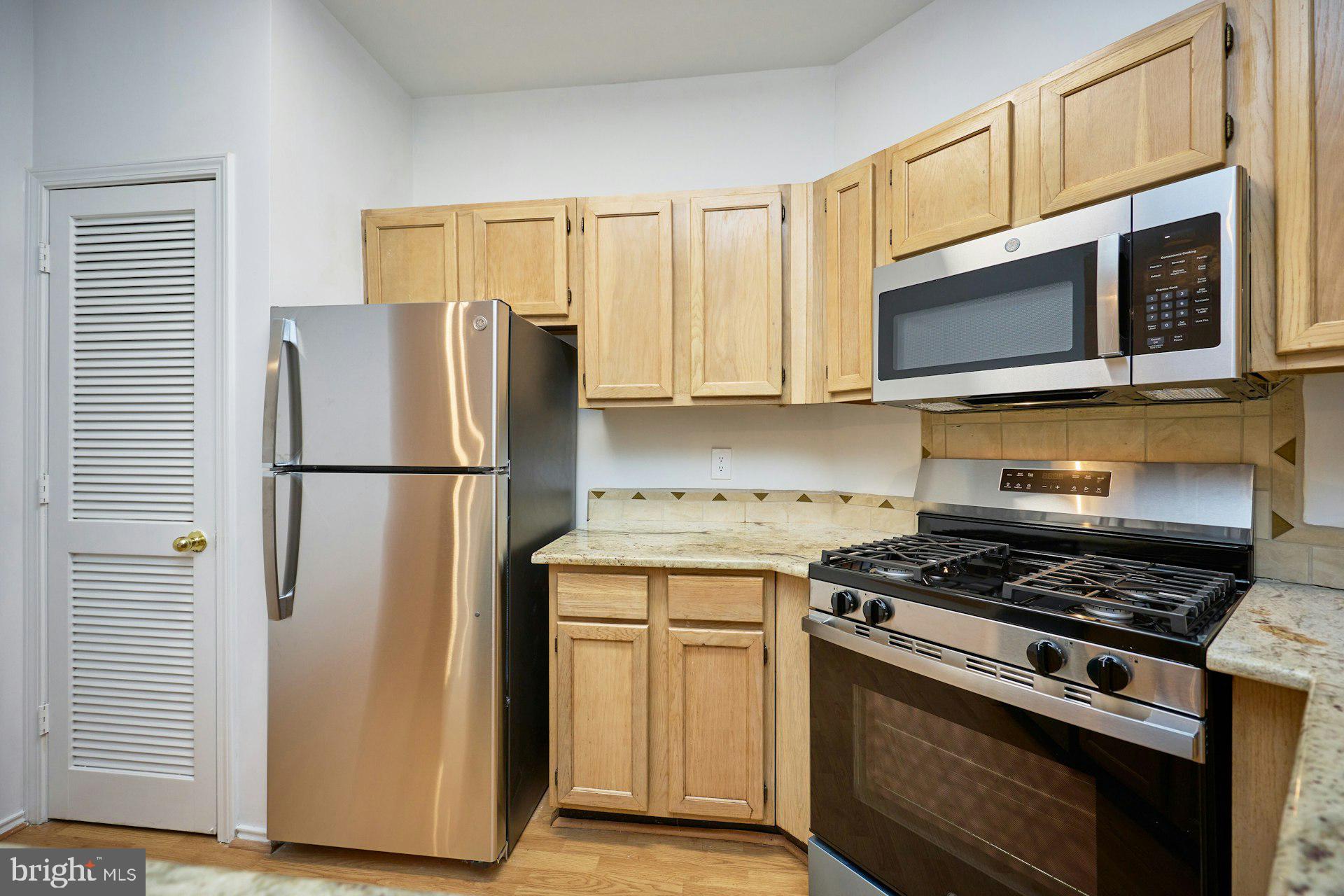 STONECROFT CONDO - Residential