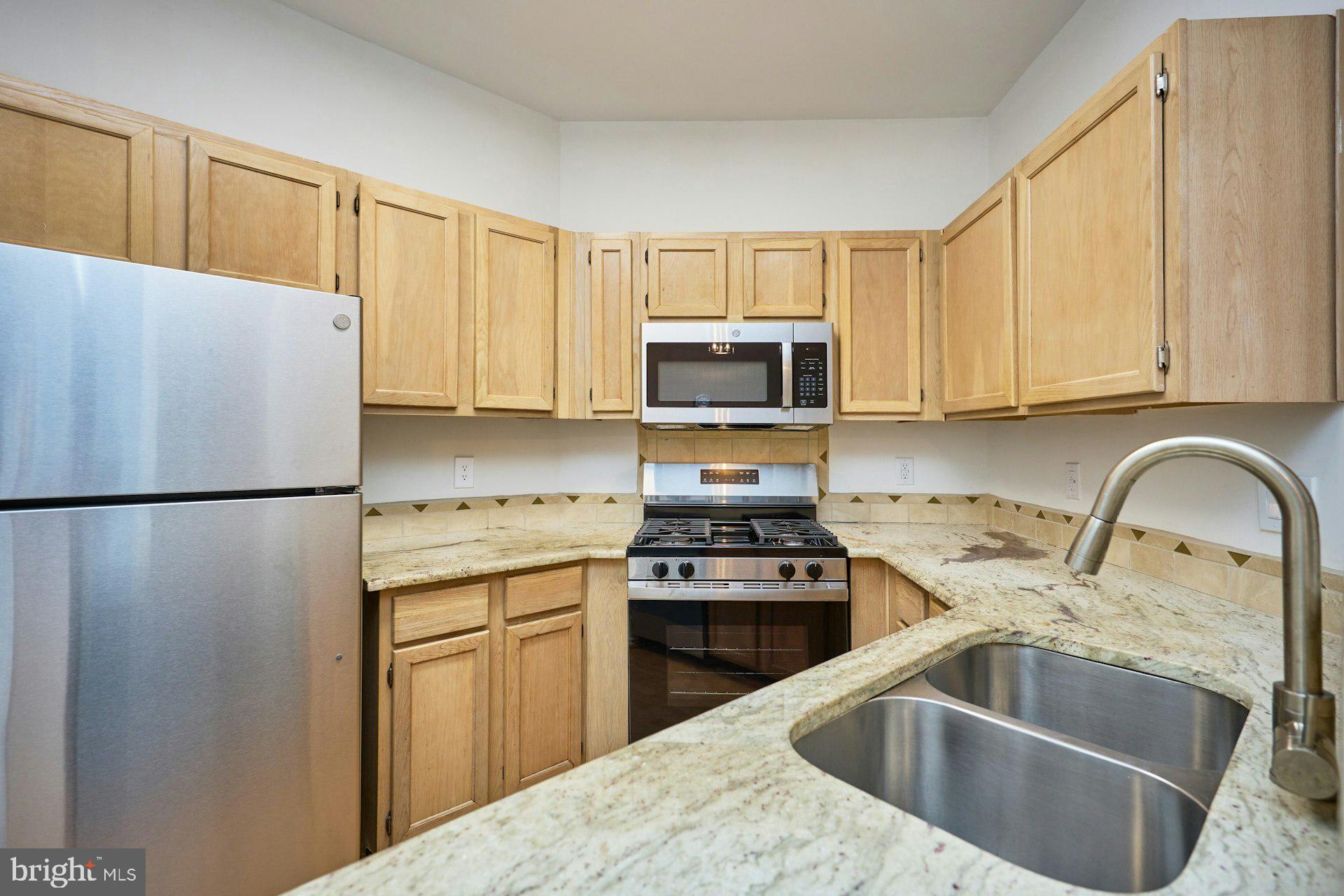 STONECROFT CONDO - Residential