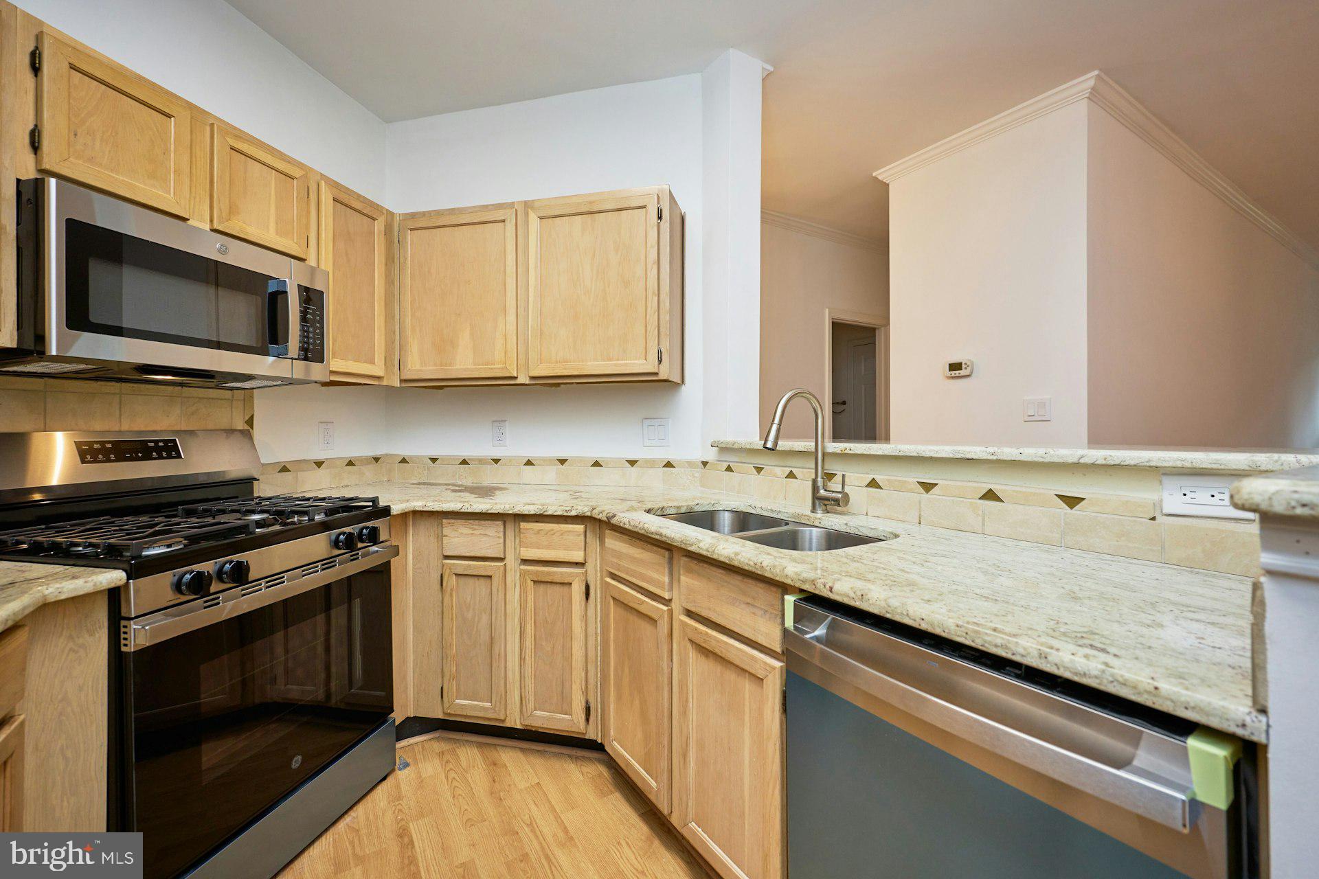 STONECROFT CONDO - Residential