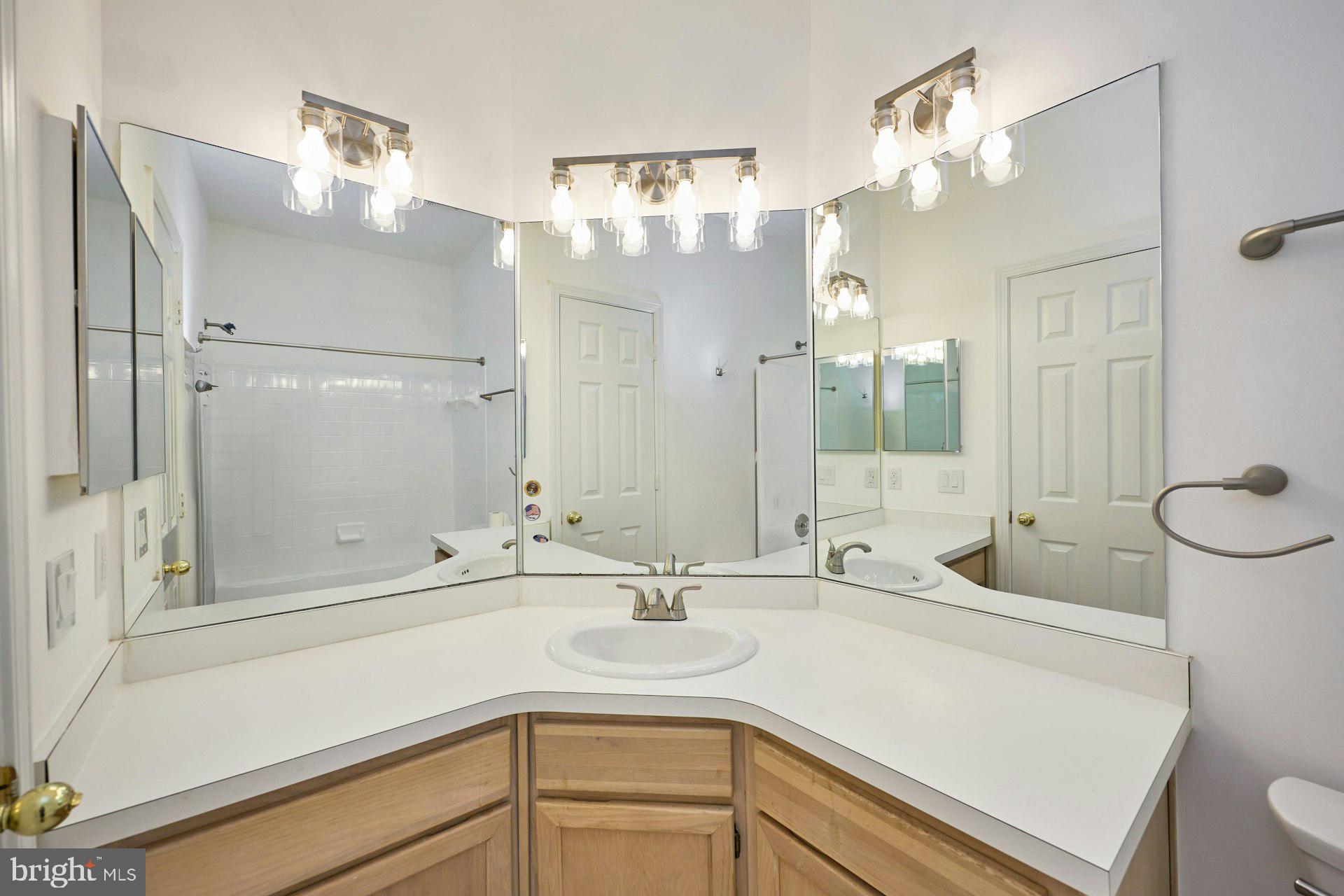 STONECROFT CONDO - Residential