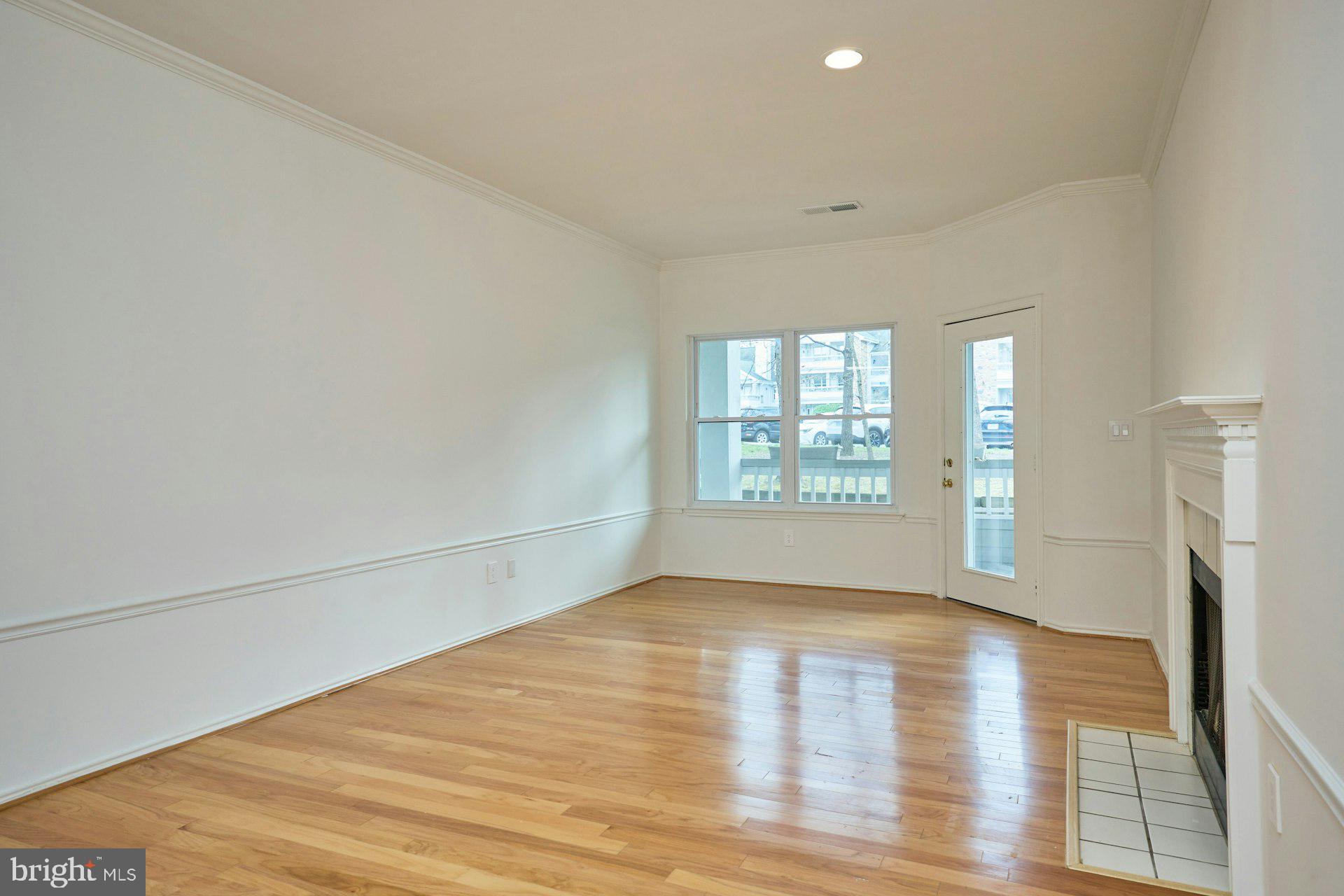 STONECROFT CONDO - Residential