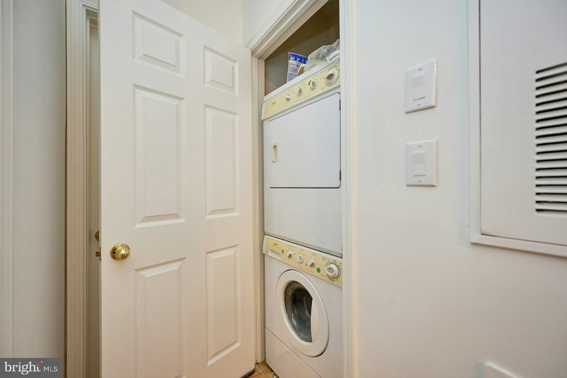 STONECROFT CONDO - Residential