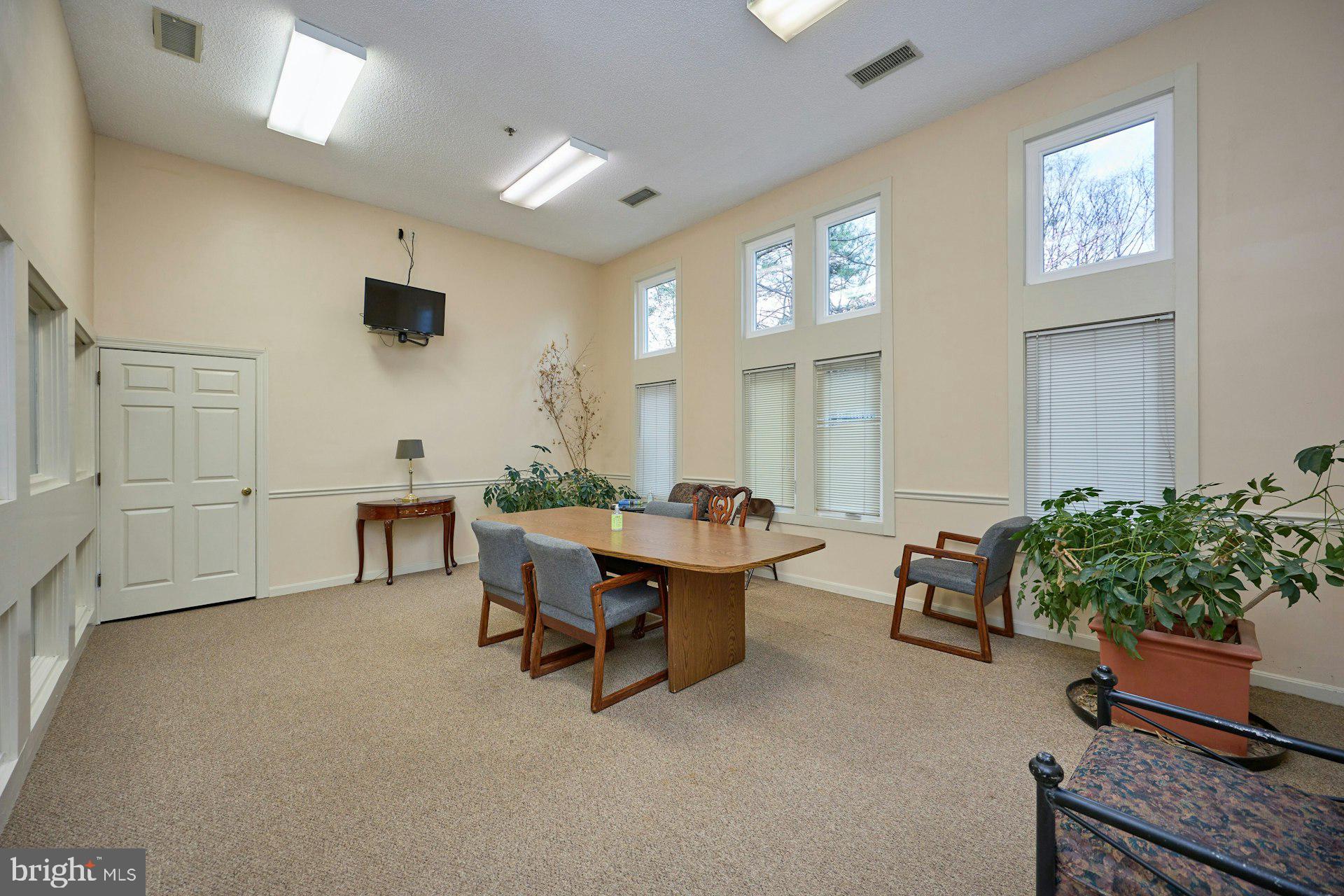 STONECROFT CONDO - Residential