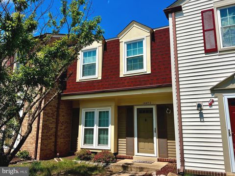 Photo of 14402 Manassas Gap Ct, CENTREVILLE, VA 20120 (MLS # VAFX2307042)