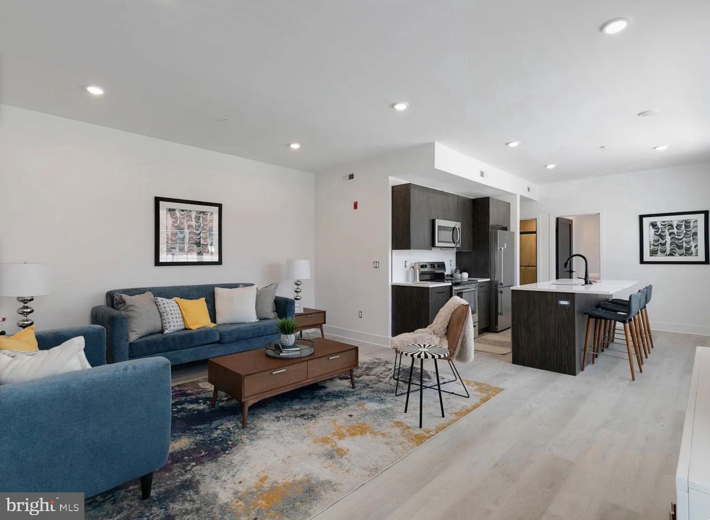 3045 RICHMOND STREET 502