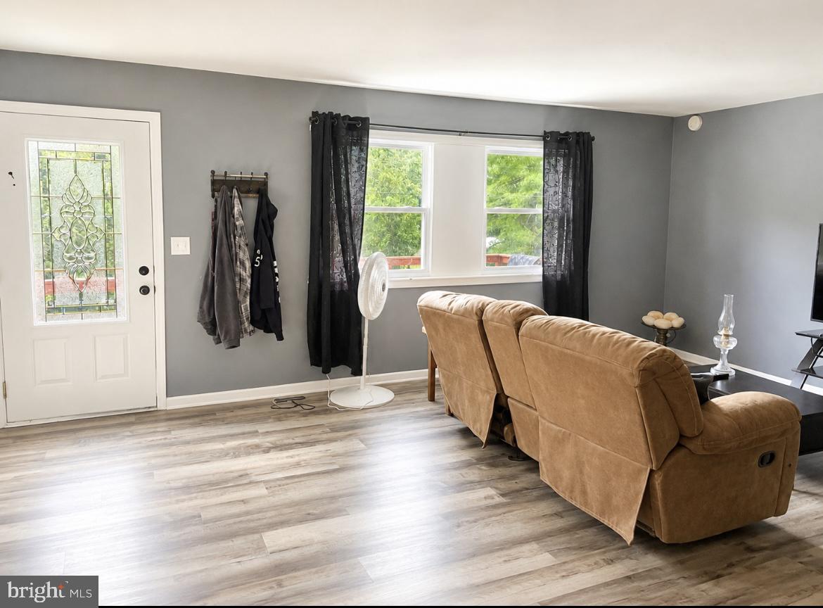 7009 CHAMBERSBURG ROAD