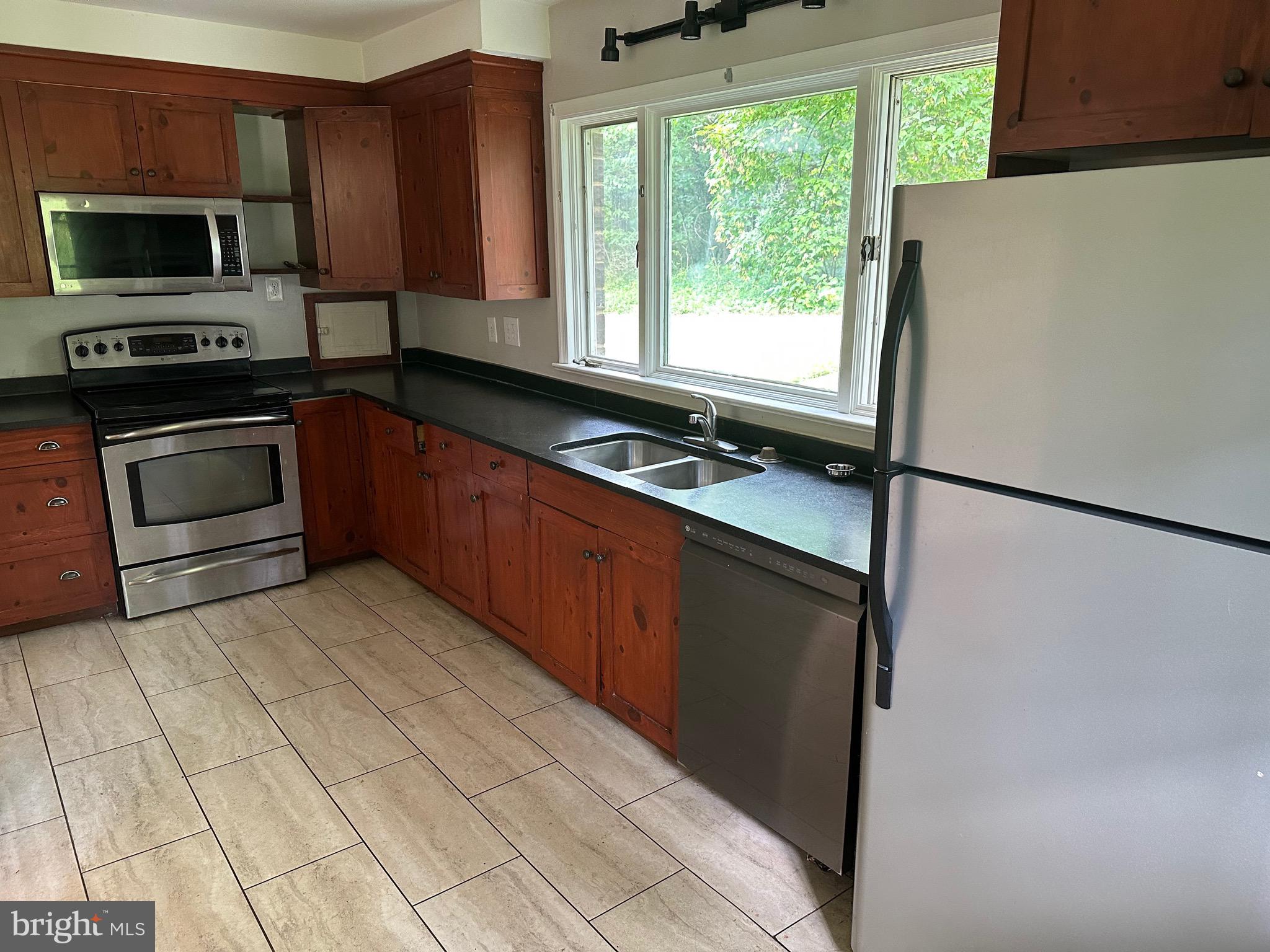 JOHNSTON WOODSTOCK - Residential