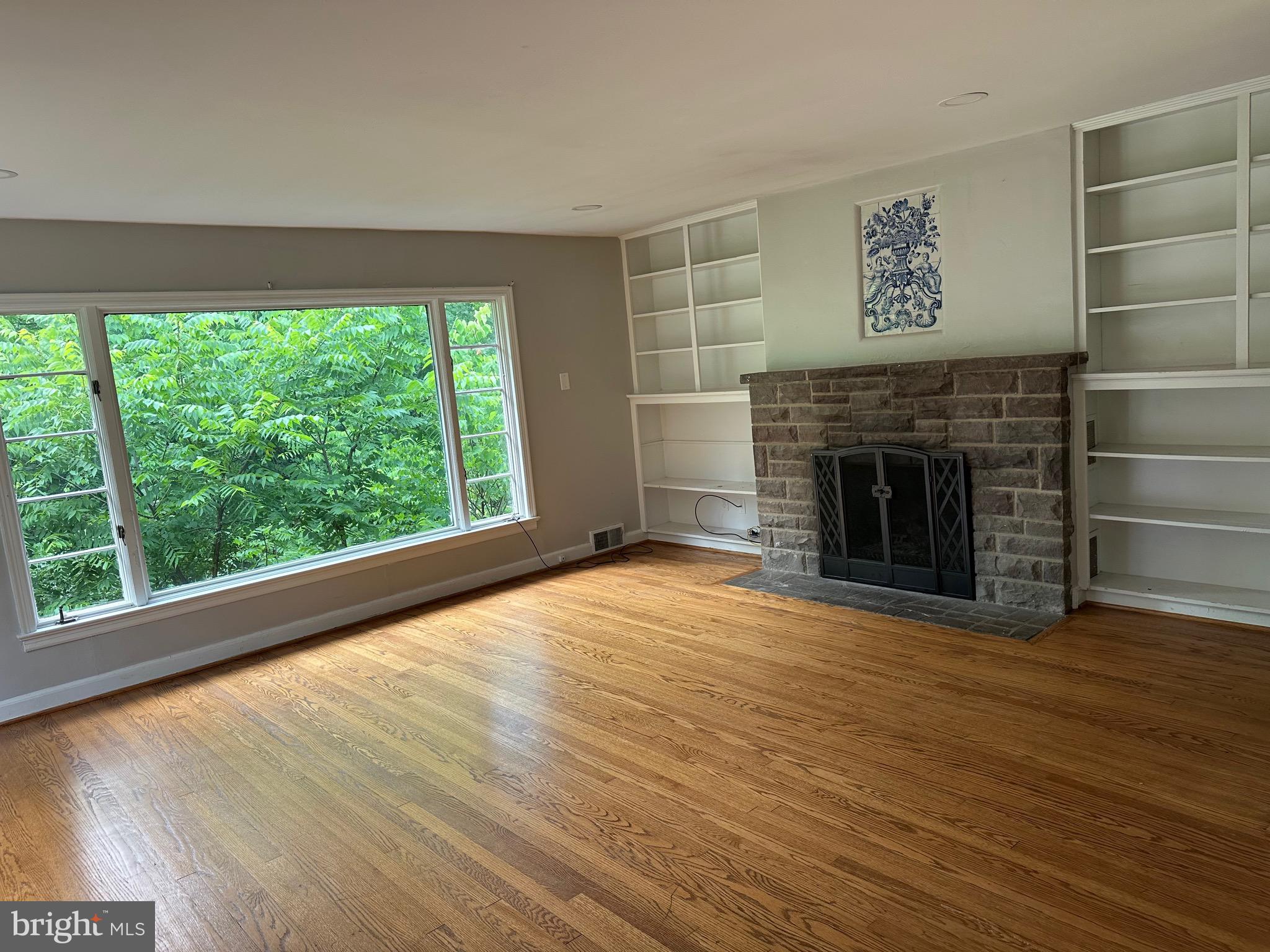 JOHNSTON WOODSTOCK - Residential