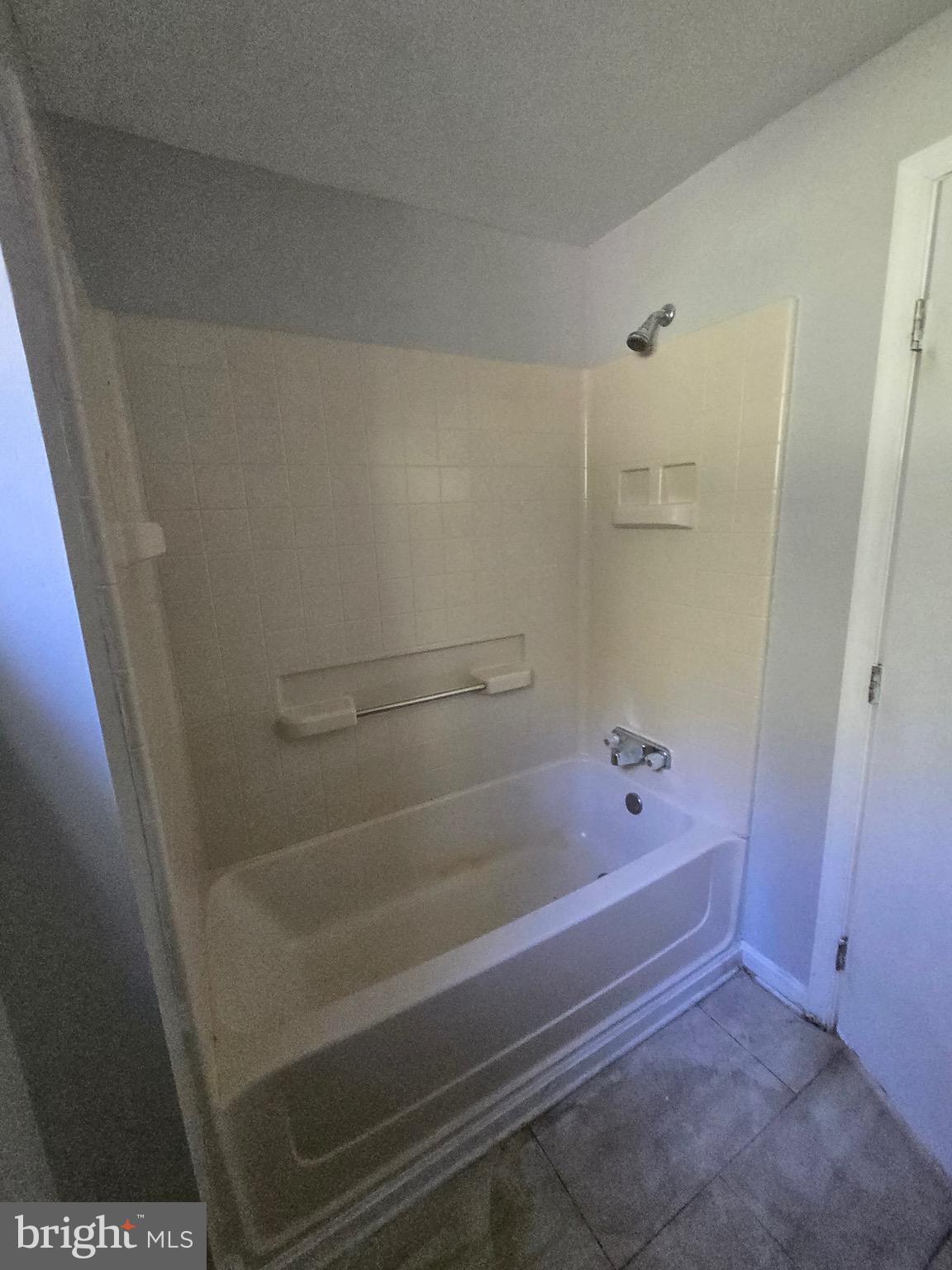 JOHNSTON WOODSTOCK - Residential