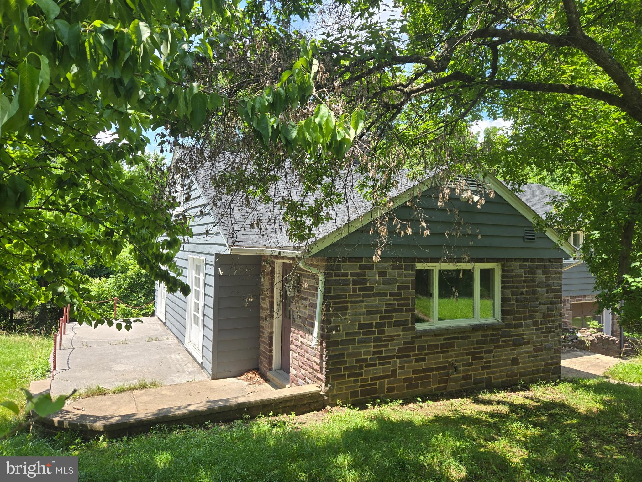 JOHNSTON WOODSTOCK - Residential