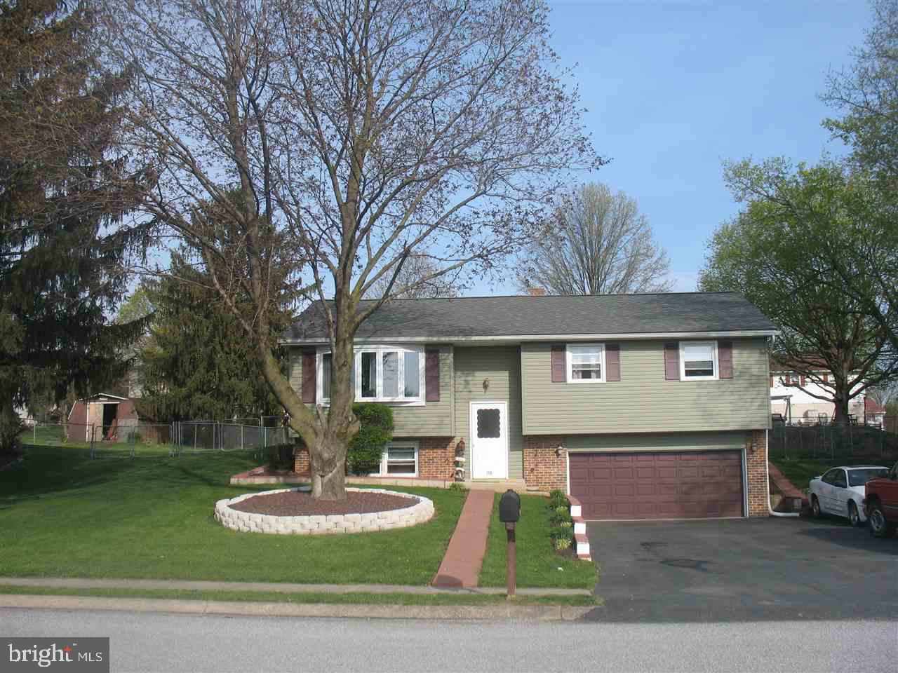 TWIN PINES - Residential