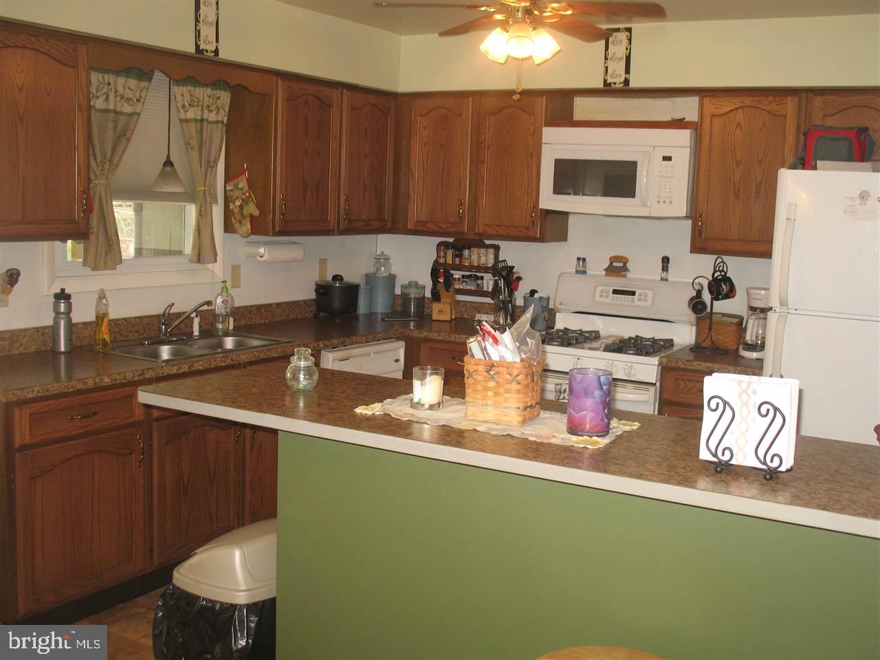 TWIN PINES - Residential
