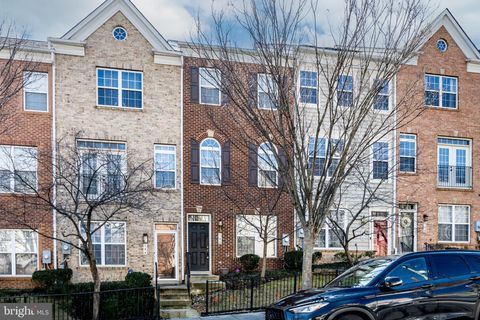 146 SW DANBURY STREET SW WASHINGTON DC 20032