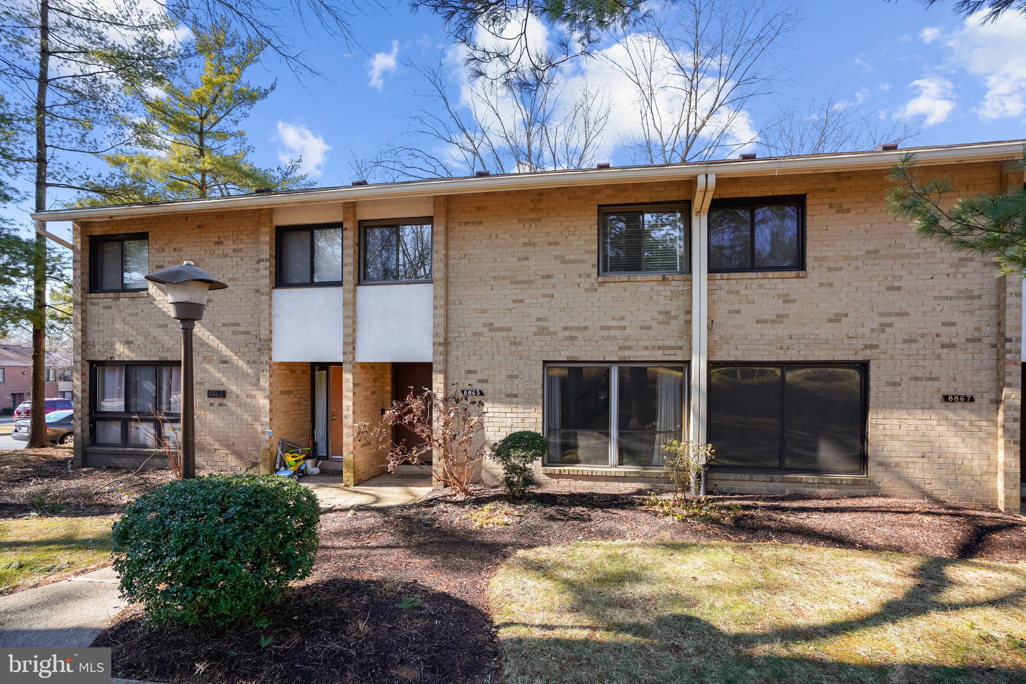 LONG REACH - Residential Lease