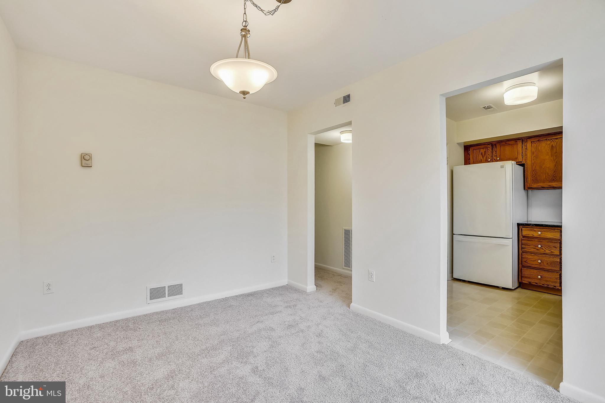 LONG REACH - Residential Lease