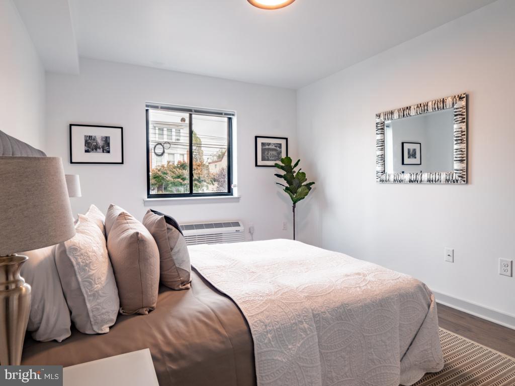 ROXBOROUGH - Residential Lease