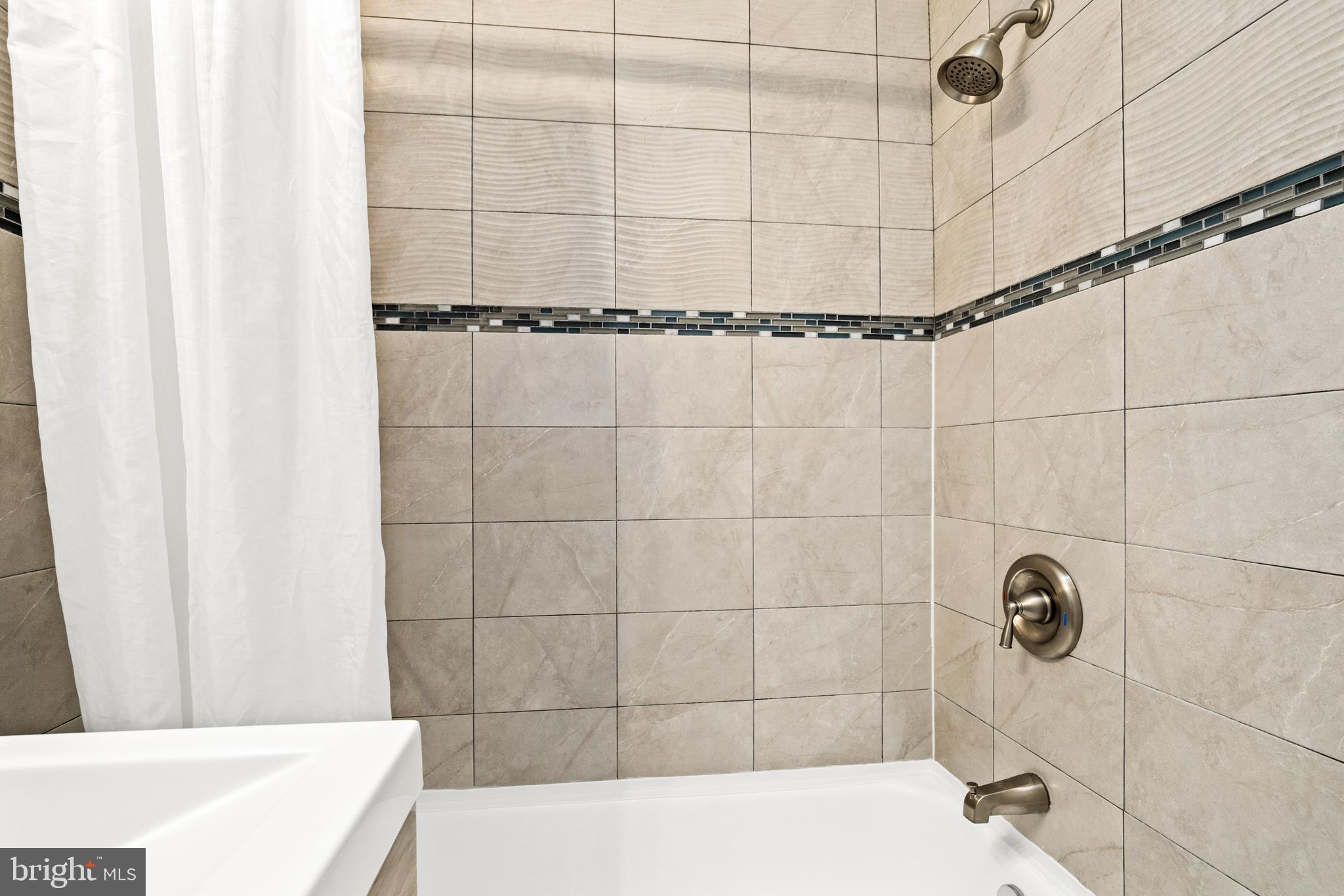 HUME SPRINGS - Residential