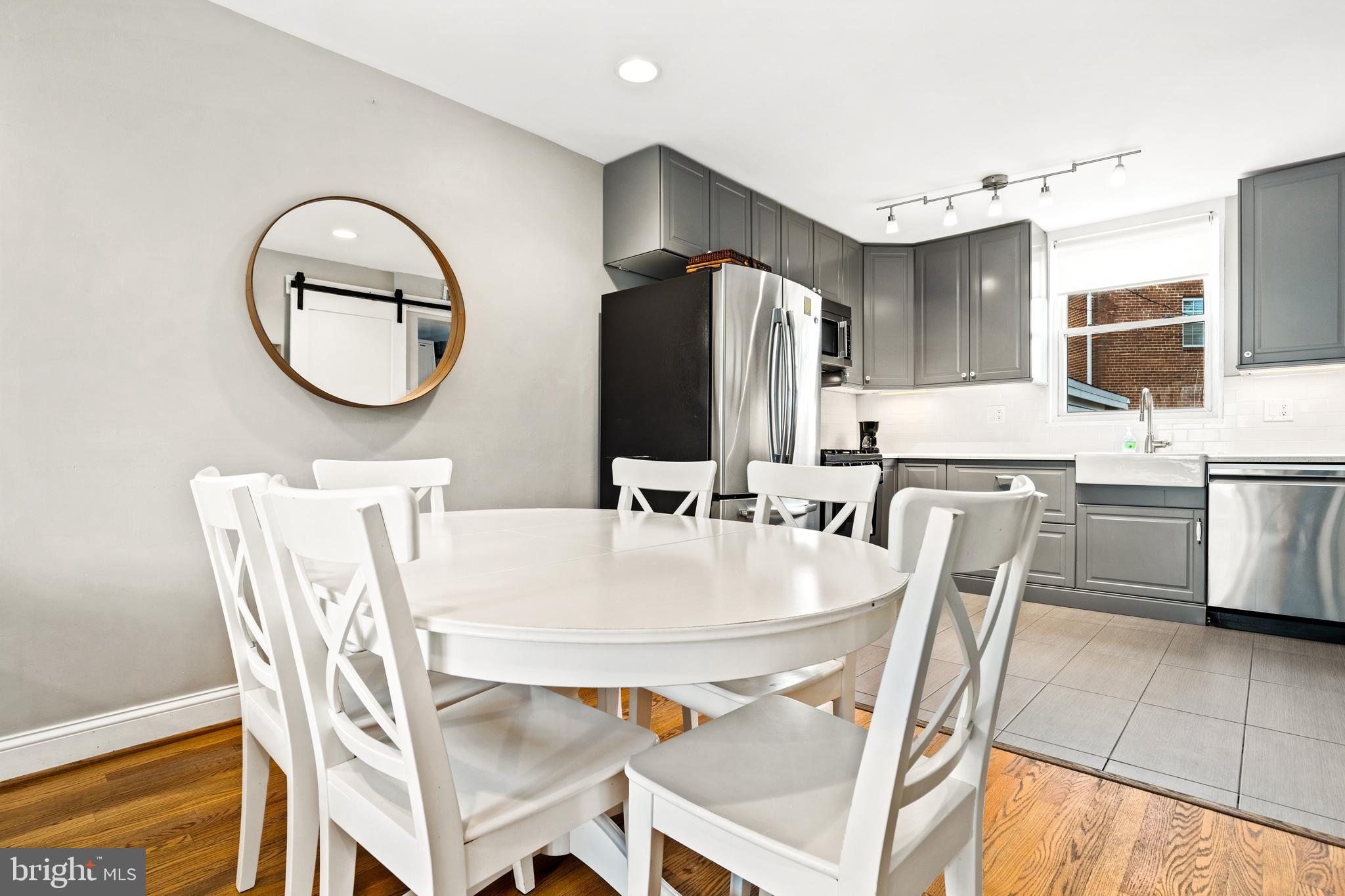 HUME SPRINGS - Residential