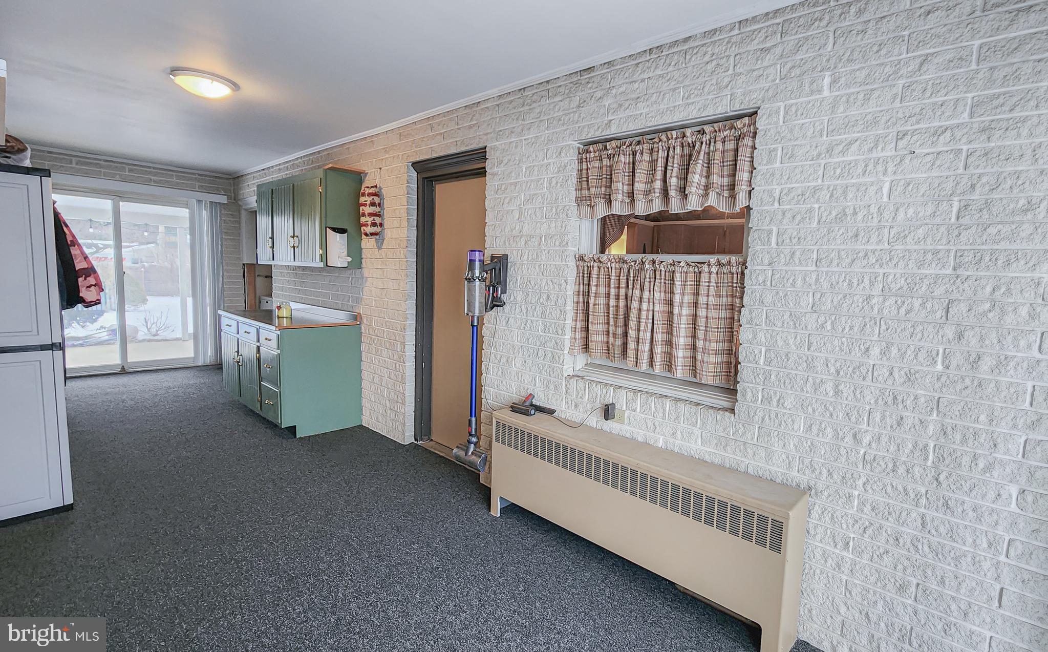 GREENVALE VILLAGE - Residential