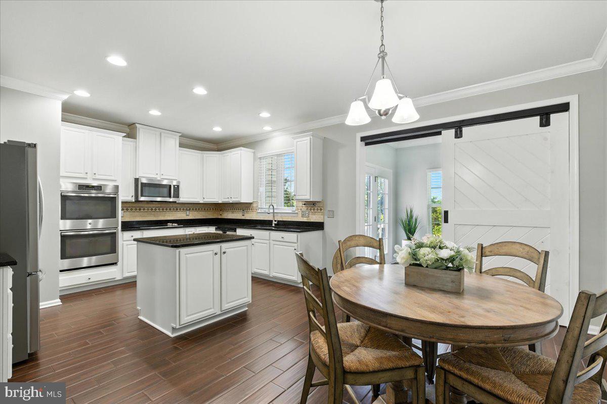 HEATHCOTE COMMONS CONDOMINIUMS - Residential