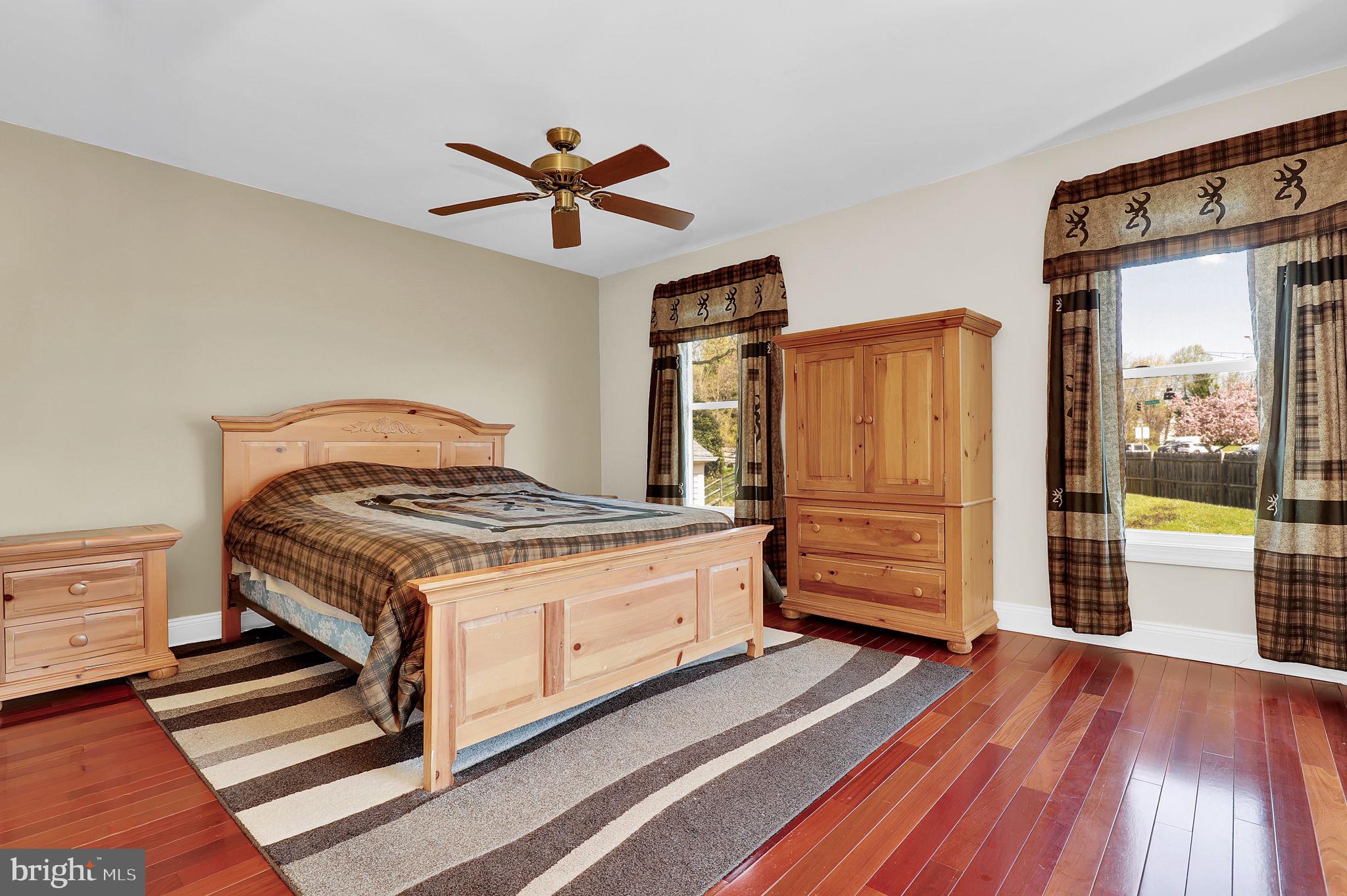 CHURCHILL TOWN SECTOR - Residential