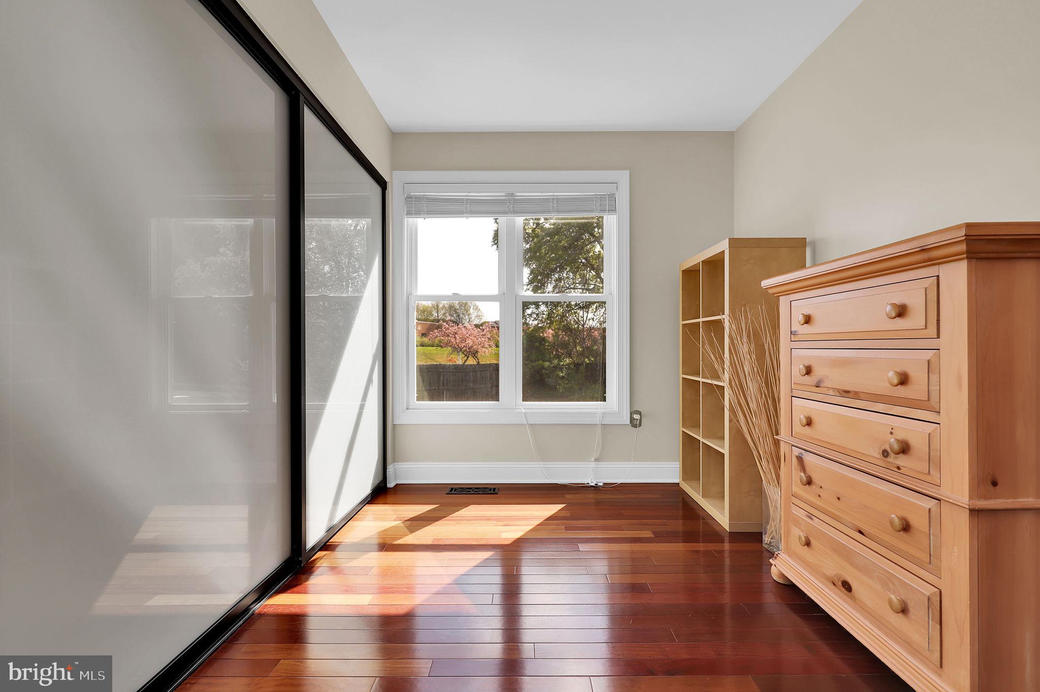 CHURCHILL TOWN SECTOR - Residential