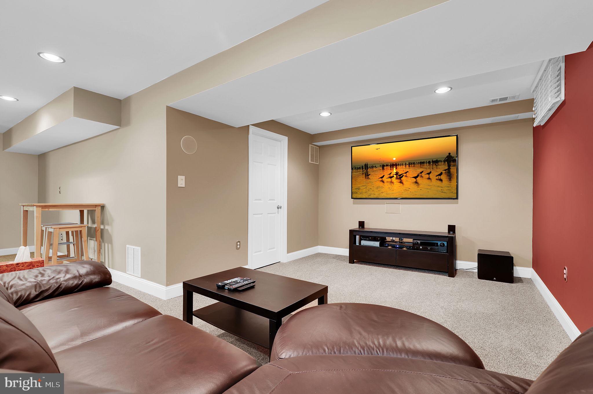 CHURCHILL TOWN SECTOR - Residential