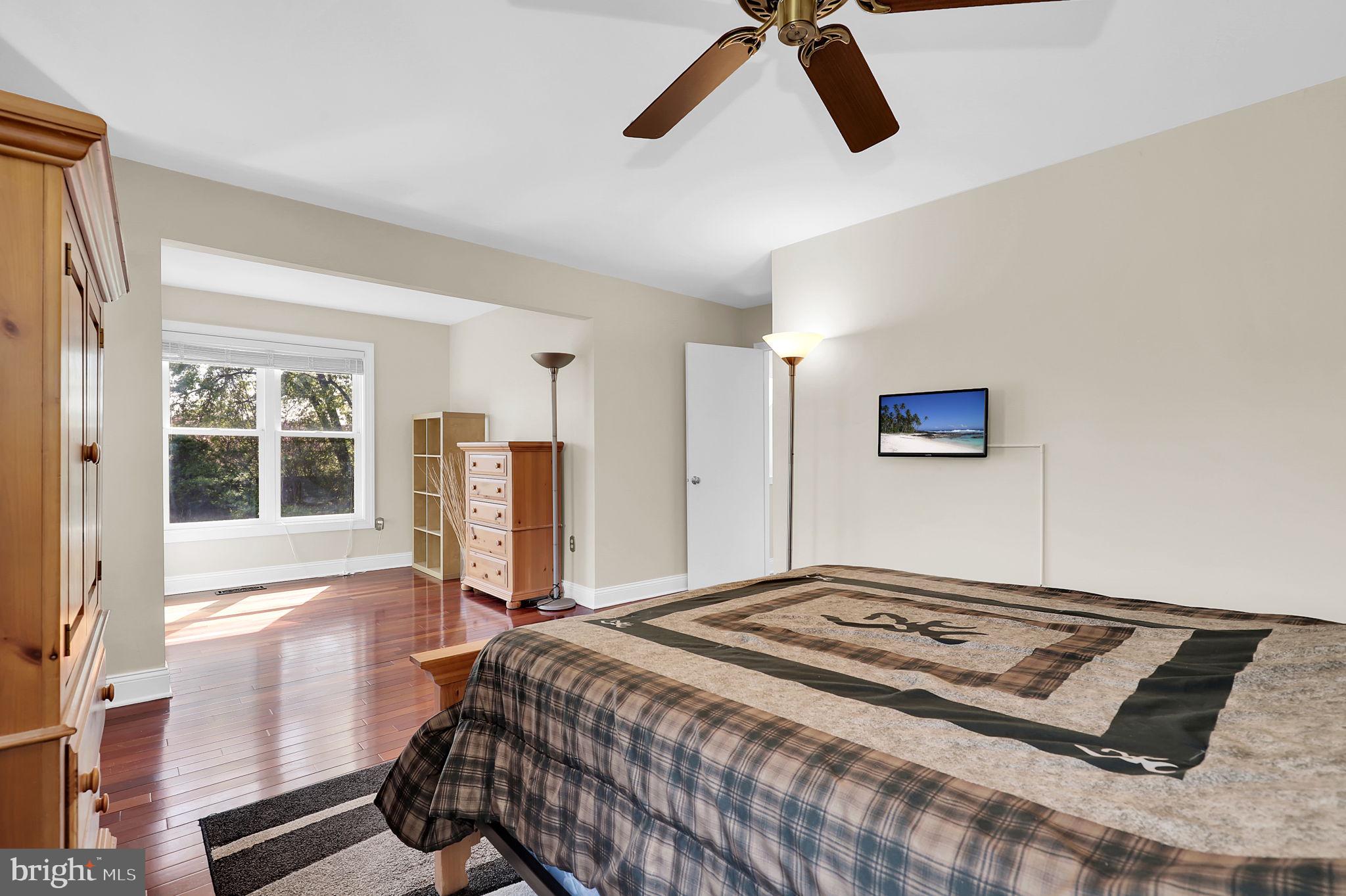 CHURCHILL TOWN SECTOR - Residential