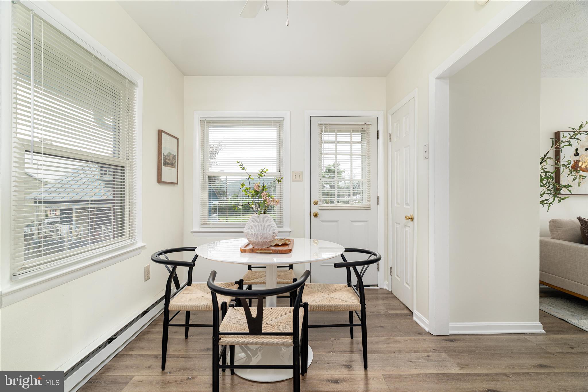 WEST SIDE - Residential