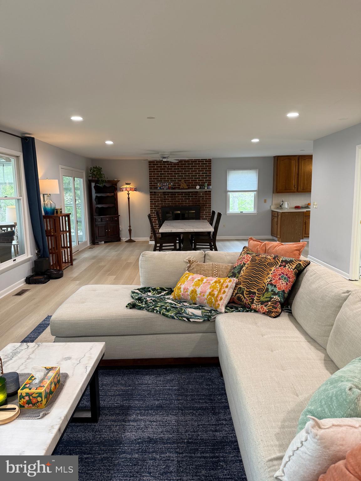 SOUTH RIVER PARK - Residential Lease