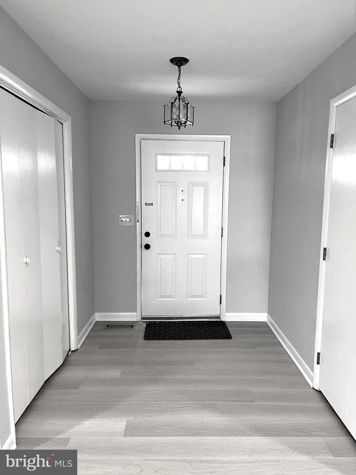 SOUTH RIVER PARK - Residential Lease