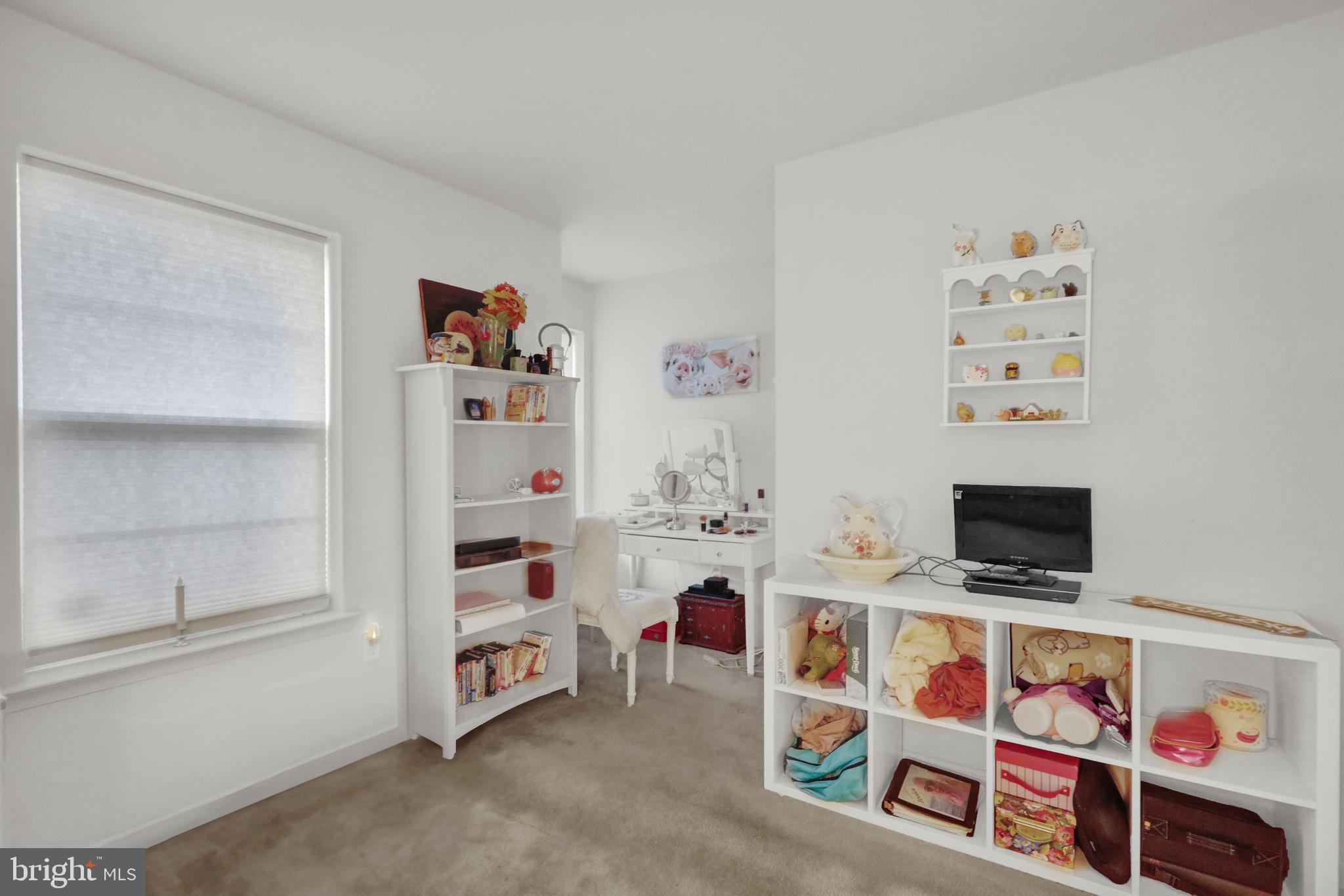 RESERVES AT HIGH MEADOW - Residential